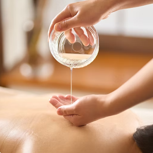 ESSENTIAL OIL MASSAGE